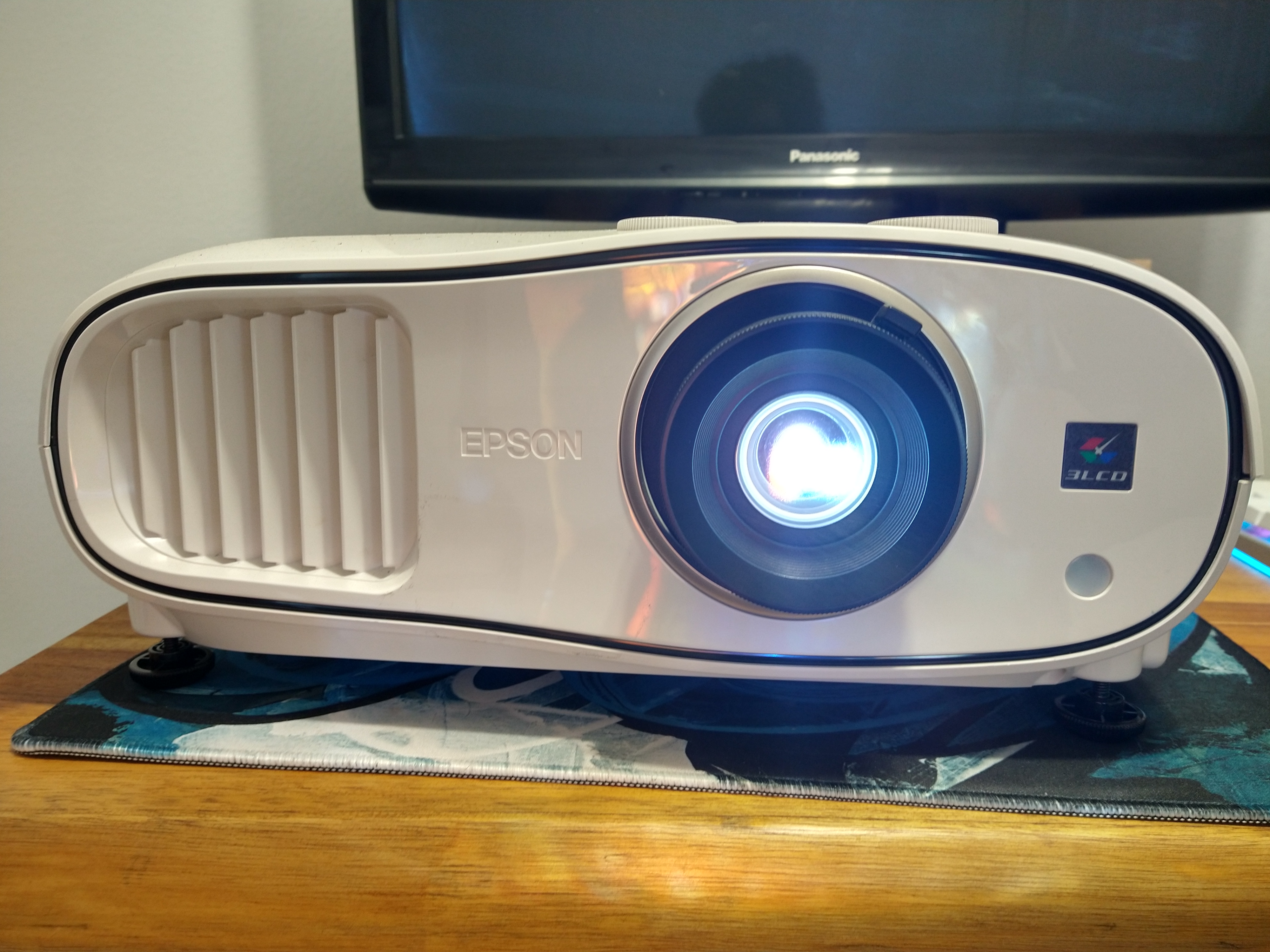 OUT OF STOCK Epson Home Cinema 3500 Projector FORT WORTH LOCAL PICKUP ONLY