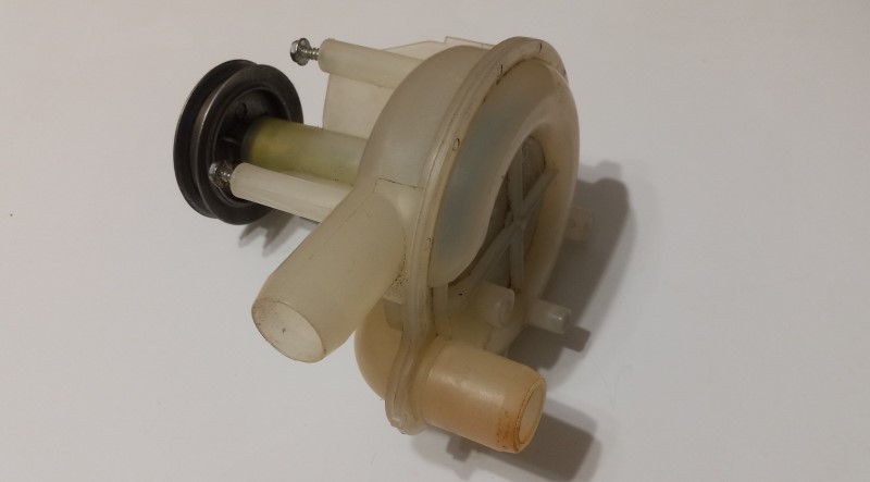 Maytag Washer Water Pump with Pulley 2-14522